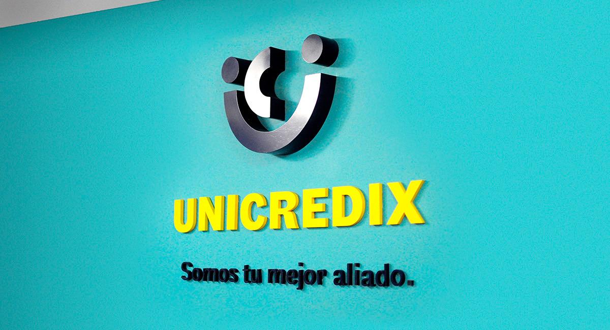 金融行業(yè)Unicredix公司標志設計